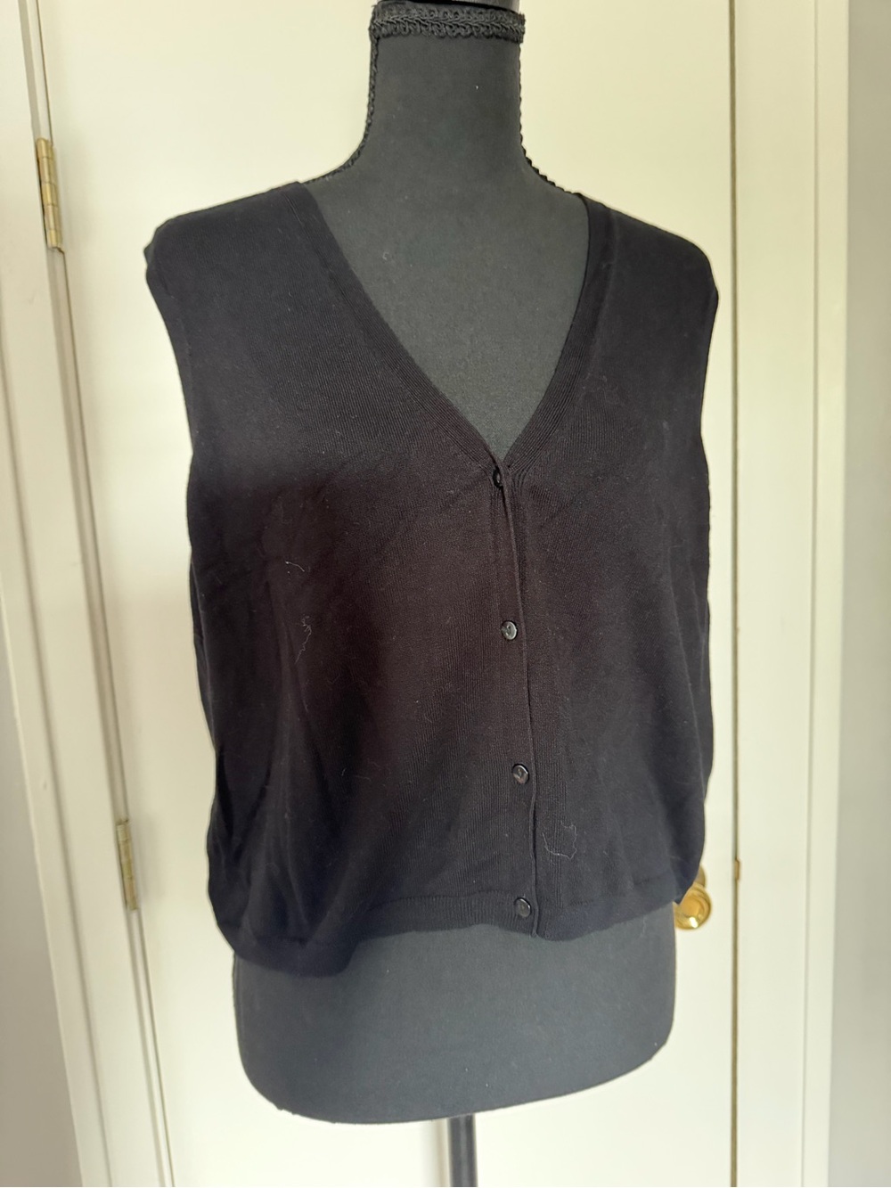 H&M Black V-Neck Button-Front Women's Sweater Vest